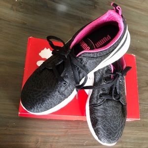 PUMA | CARSIN RUNNER SHOES Sz 7.5